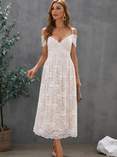 Kleid mit V-Ausschnitt